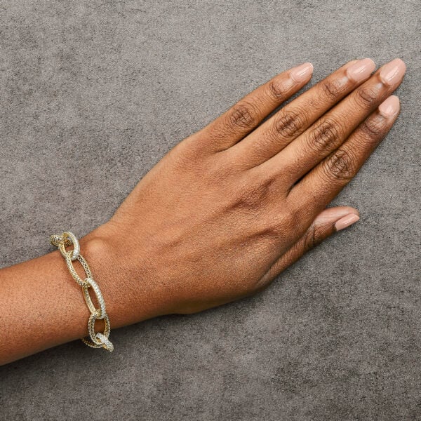 14K Yellow Gold 3.0 Cttw Diamond Pave Oval Link Bracelet - alternate view 5
