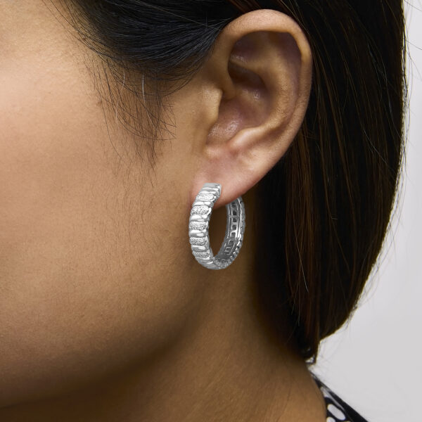 Sterling Silver 1/10 Cttw Round Diamond Pavé Ribbed Hoop Earrings - alternate view 5