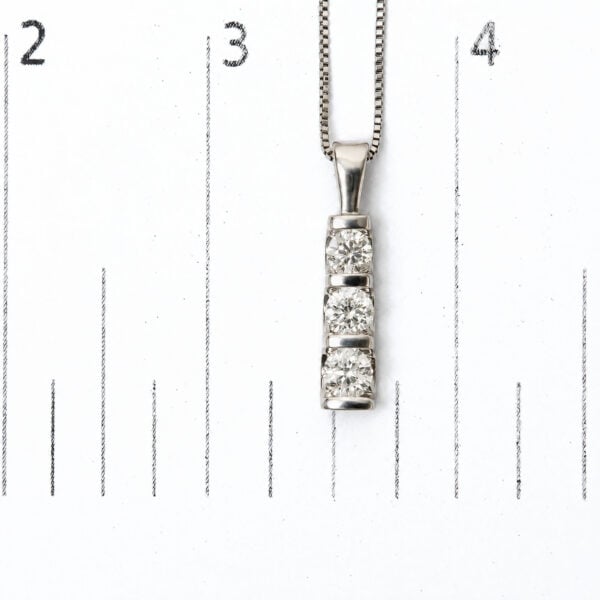 14K White Gold 1.00 Cttw Diamond 3 Stone Pendant Necklace - alternate view 4