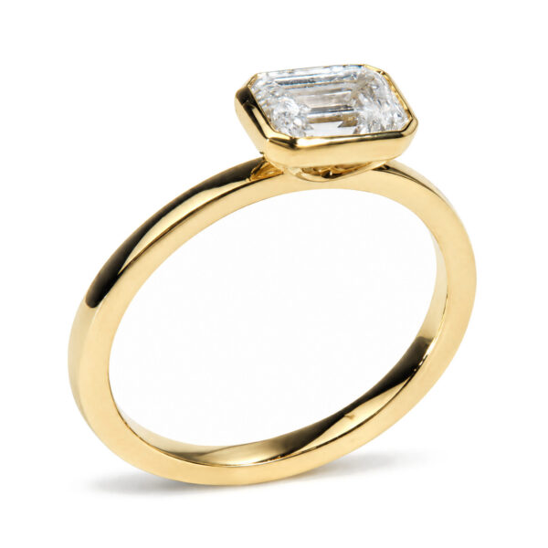 IGI Certified 14K Yellow Gold 1.00 Cttw East-West Bezel Set Lab Grown Emerald Cut Diamond Ring - alternate view 3