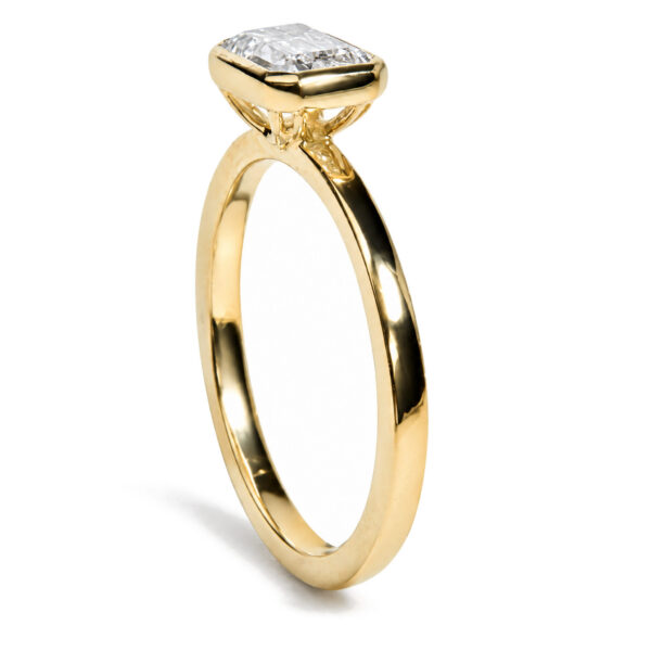 IGI Certified 14K Yellow Gold 1.00 Cttw East-West Bezel Set Lab Grown Emerald Cut Diamond Ring - alternate view 4