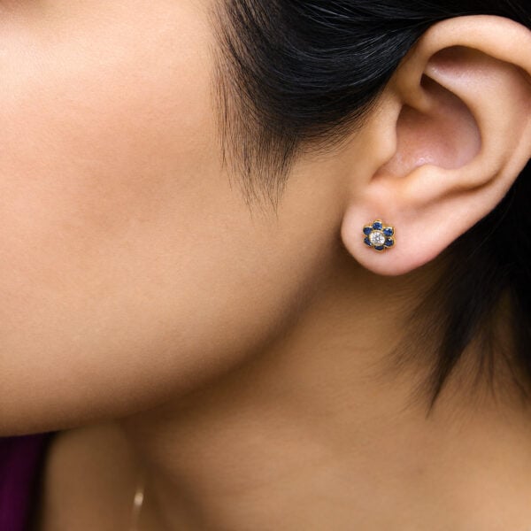 18K Yellow Gold Blue Sapphire and 1/5 Cttw Diamond Bezel-Set Flower Stud Earrings - alternate view 5
